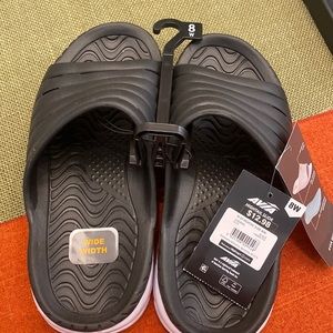 NWT AVIA Slide Black Shoe
